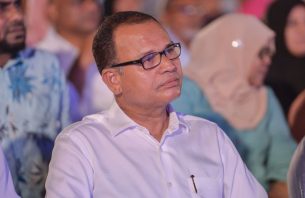 ކުއްލިއަކަށް ރައީސް ޔާމީންގެ މައްޗަށް އިތުރު ދައުވާ އުފުލީ ރޭޕްގެ މައްސަލާގައި ފޯކަސް ގެއްލުވާލަން: އާދަމް ޝަރީފް thumbnail image