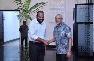 އަލީ ވަހީދު ޖިންސީ ގޯނާގެ ވާހަކަތައް އަޑުއައްސަވާފައި ރައީސް ކީރިތިކުރެއްވި! thumbnail image