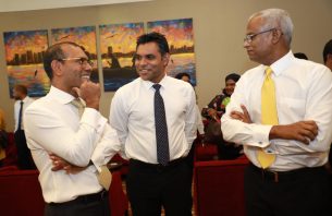 ރައީސް އާއި ނައިބް ރައީސްގެ މުސާރަ ކުޑަކުރި މައްސަލަ ސުޕްރީމް ކޯޓުން ބަލައިގެންފި thumbnail image