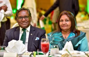 ކުރީގެ ރައީސް ވަހީދުގެ ދެކަނބަލުންނަށް އެމްޑީޕީ އެކްޓިވިސްޓަކު ހަމަލާ ދީފި thumbnail image