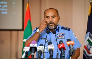 ސޯޓުބުރިއާއި އިސްޓާކީނު ލައްވަންޖެހޭނީ މަޖިލިސް މެމްބަރުން: ނަވާޒް thumbnail image