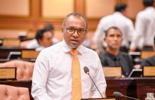 މަޖިލިސް ނިޒާމަށް ހުރަސް އެޅުމުގެ ވިސްނުން އިމްރާންގެ ހުރެގެން ނުވާނެ: ހަސަން ލަތީފް thumbnail image