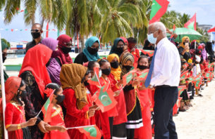 ރައީސަށް މަރުހަބާ ދެންނެވުމަށް ސުކޫލު ކުދިން ނެރުމަށް އަންގާފައެއް ނުވާނެ: ސަރުކާރު thumbnail image