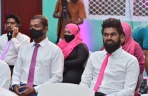 ގަލޮޅު ދެކުނު ދާއިރާގެ މެމްބަރުކަމަށް ޕީޕީއެމްގެ އިއްބެ، މަރުޙަބާ! thumbnail image