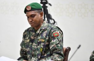 ކަނދުރާގެ 4 ޑިސްކެއް ހަލާކު ވެގެން ރައީސް ނަޝީދުގެ ހަށިފާރަވެރިޔާގެ އޮޕަރޭޝަނެއް ކުރަނީ thumbnail image