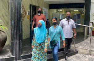 އިންސާފު ލިބުމުގެ އުންމީދު ކުޑަ: ރައީސް ނަޝީދުގެ މަންމާފުޅު thumbnail image