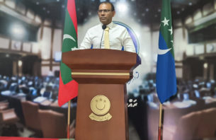 ރައީސް ނަޝީދު ވަޑައިގަތީ ތިން ދުވަހަށް ކަމަށް ވިދާޅުވީ ނޫސްވެރިން، އެއީ ހަޤީޤަތެއް ނޫން thumbnail image