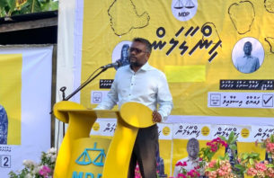 ރައީސް ނަޝީދާ ޚިޔާލު ބަދަލުވިޔަސް ފަހަތަށް ޖެހެވޭކަށް ނެތް: ފައްޔާޒް thumbnail image