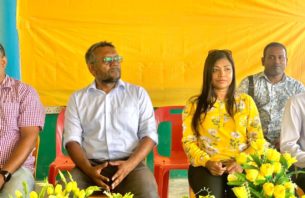 މ.އަތޮޅުގެ އެމްޑީޕީގެ މެމްބަރުން އެދުނު ގޮތަށް، ޕާޓީ ހިންގައިލާން މަސަައްކަތް ކޮށްދޭނަން: ރޮޒައިނާ thumbnail image