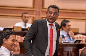 މި ގައުމުގައި އުފެދުނު ހަމައެކަނި ފަންނުވެރިޔަކީ ގާސިމް: ޖާބިރު thumbnail image