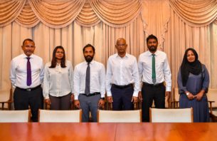 ހިންމަފުށީ ރައްޔިތުންގެ ބޭނުންތައް ރައީސާ ހިއްސާ ކުރައްވައިފި thumbnail image