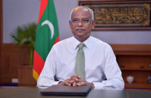 ޢީދުގެ އުފަލުގައި ފަގީރުން ބައިވެރިކުރަން ރައީސް އެދިވަޑައިގެންފި thumbnail image