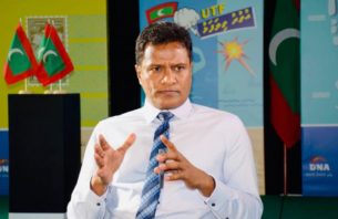 އިސްލާމީ ޝަރީއަތުގައި ހިފަންކެރޭ ވެރިކަމެއް ދިވެހިން އަދި ދެކޭނެ: ޢުމަރު thumbnail image