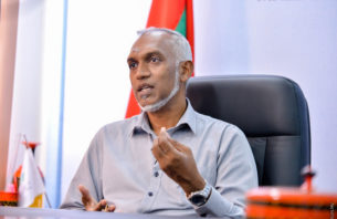 މާލެތެރެ ސާފުކޮށް ބެހެއްޓުމަށް، ކުރަން ޖެހުނު ކޮންމެ ކަމެއްކުރާނަން: މޭޔަރު thumbnail image