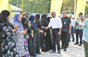 ރައީީސް ޞާލިޙުގެ ކެމްޕެއިން: މިއަދު ކ އަތޮޅަށް ވަޑައިގެންފި thumbnail image