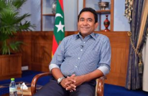 ރައީސް ޔާމީނަށް ޖަލު ޙުކުމް އިއްވީ، ރައީސް ޞާލިޙަށް މަޤާމުގައި ދެމި ހުންނެވޭނެ މަގު ކޮށަން thumbnail image