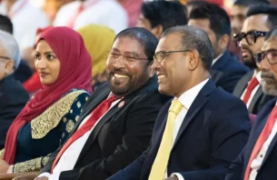 ޤާސިމަށް ރައީސް ނަޝީދުގެ މަރުޙަބާ thumbnail image