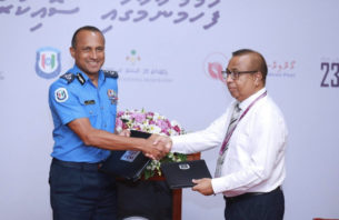 އިންތިހާބުގެ މަސައްކަތް ކުރަން އިލެކްޝަނުން 5 މުއައްސަސާއަކާއެކު އެއްބަސްވުމުގައި ސޮއިކޮށްފި thumbnail image