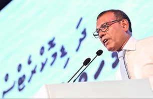 މުއިއްޒުގެ ސަރުކާރެއް އުފެދިއްޖެނަމަ، ރައީސް ޔާމީނުގެ ފުރާނަފުޅަށް ނުރައްކާވާ ހާލަަތަށް ކަންތައްތައް ދާނެ: ރައީސް ނަޝީދު thumbnail image