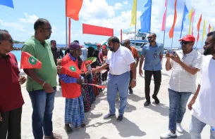 މައެއްގެ އާދޭސް އަޑުއަހާ ޤާސިމް ދެއްވީ ވާނުވާގައި ތިބޭ ގައިދީންގެ މައްސަލަ ހައްލުކޮށްދެއްވާނެ ކަމަށް thumbnail image