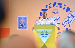 ހިޔާލު ތަފާތުވިޔަސް ތަރައްޤީއަށް ކުރަންޖެހޭ ކަންތައްތަކުގައި އެކައްޗެއް ކިޔުއްވަން ރައީސް ޞާލިޙް އިލްތިމާސްކުރައްވައިފި thumbnail image