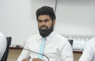 އިބުޓީ ވެސް މަޖިލީހަށް thumbnail image