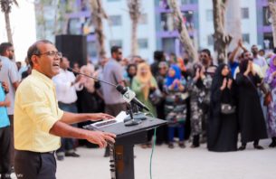 ރައީސް ނަޝީދު މަޤާމުން ވަކިކުރުމަށް ހުށަހެޅި ޤަރާރު މަޖިލީހުން ބަލައިގެންފި thumbnail image