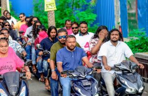 ކެމްޕޭނުގައި އުޅުއްވަނިކޮށް ނަރީޝަށް ހަމަލާދީފި thumbnail image