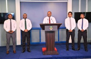 ކަންކަން ނިންމުމުގައި ރާއްޖެއިން މިހާރު ހިފަހައްޓަނީ އާ މިންގަނޑެއް: ސަރުކާރު thumbnail image