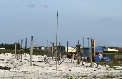 ސަރުކާރުގެ މަޝްރޫއުތައް ނުނިންމި 5 ކުންފުންޏެއް ބްލެކްލިސްޓް ކޮށްފި thumbnail image