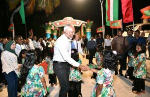 ދިއްދޫގެ ތަރައްގީ މި އަހަރު ބާރު ދުވެލީގައި ހިނގާނެ، މި އުޅެނީ މާލެއަށް ޖަމާވުން ކުޑަކުރަން: ރައީސް thumbnail image