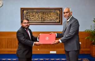 ސަމީރު ވަކިކޮށް، ރައީސްގެ މެންބަރެއްގެ ގޮތުގައި ޖޭއެސްސީ އަށް ޔަޒްމީދު thumbnail image