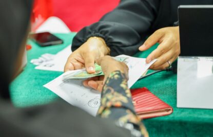 ފަގީރުންނާއި މިސްކީނުންގެ ދަފްތަރުގައި ތިބި މީހުންނަށް ޒަކާތުގެ ގޮތުގައި 6000ރ. ބަހައިފި thumbnail image