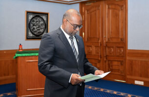 ސީއެސްސީގެ ނައިބު ރައީސަކަށް މުޖްތާޒް އައްޔަންކުރަން ފޮނުވައިފި thumbnail image
