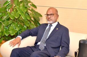 ސީޕީއޭގެ އެގްޒެކެޓިވް ކޮމިޓީގެ ބައްދަލުވުމަކަށް ނާޒިމް އިނގިރޭސިވިލާތަށް thumbnail image