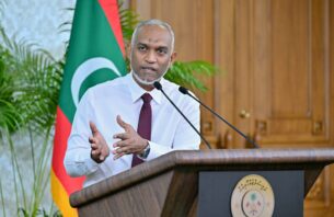 އާރަށަށް ރައީސް 116 ފަހަރު ވަޑައިގަތް، ތެލަށް ހަރަދުކުރީ 844،653 ރުފިޔާ thumbnail image