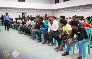 އައްޑޫގައި ގަވާއިދާ ހިލާފަށް އުޅުނު 83 ބިދޭސީން އަތުލައިގެންފި thumbnail image