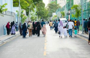 ދަރިންނަކީ ހެޔޮލަފާ، ކިޔަމަންތެރި ބަޔަކަށް ހަދަން މަސައްކަތް ކުރުމަކީ އެންމެންގެ މަސްއޫލިއްޔަތެއް: އީދު ހުތުބާ thumbnail image
