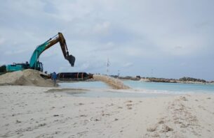 ތ. ގުރައިދޫ އެއާޕޯޓު އަޅަން ބޭނުންވާ ބިން ހިއްކަން ފަށައިފި thumbnail image