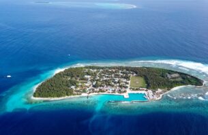 މާޅޮހުގައި ޒަހަމްތަކަކާއެކު ފެނުނު  މީހަކަށް ފަރުވާދެމުން ދަނިކޮށް މަރުވެއްޖެ thumbnail image