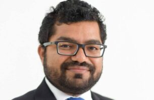 ފެނަކައިގެ ޗެއާމަންގެ މަގާމަށް ޝާމް thumbnail image