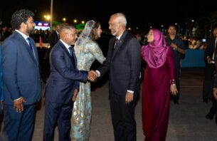ގަދަ އަޅައި މަސައްކަތް ނުކުރި ނަމަ ޓާމިނަލް ނިމޭނީ 2027ގައި: ރައީސް thumbnail image