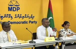 އެމްޑީޕީގެ ވެރިކަމުގައި ކައުންސިލްތަކުގެ  އިތުރު ބޮޑެތި ބާރުތައް ދޭނަން: ފައްޔާޒް thumbnail image