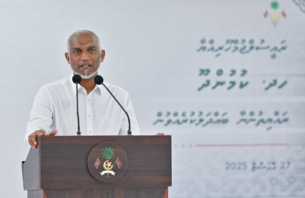 ކުމުންދޫގެ ބަނދަރު އެހެން ސަރަހައްދަކަށް ބަދަލުކޮށްދެއްވާނެކަމުގެ ޔަގީންކަން ރައީސް ދެއްވައިފި thumbnail image