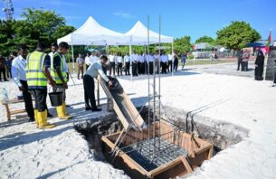 ފެލިދޫ އާ ހޮސްޕިޓަލުގެ އަމަލީ މަސައްކަތް ފަށައިފި thumbnail image
