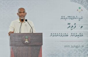 ފެލިދޫއިން 12 ހެކްޓަރުގެ ބިން ހިއްކަވައިދެއްވާނެކަމުގެ ޔަގީންކަން ރައީސް ދެއްވައިފި thumbnail image