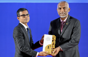 ޚިދުމަތް ކުރުމަށް ދެއްވި ފުރުޞަތަށް ފަހުމީގެ ޝުކުރު ރައީސަށް thumbnail image