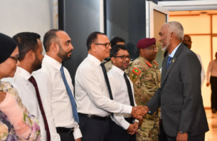 ރައީސް މުއިއްޒަކީ ރައްޔިތުންގެ ރައީސް: އާދަމް ޝަރީފް thumbnail image
