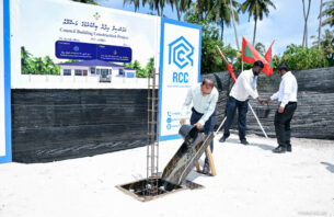 ތ.ކަނޑޫދޫ ކައުންސިލް އިދާރާގެ އައު އިމާރާތުގެ ބިންގާ އަޅައިފި thumbnail image