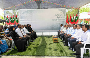 "ރަކީދޫގެ %80 މީހުންގެ ތަޢީދު ލިބޭނަމަ، އެހެން ރަށަކަށް ބަދަލުކޮށްދޭނަން" thumbnail image